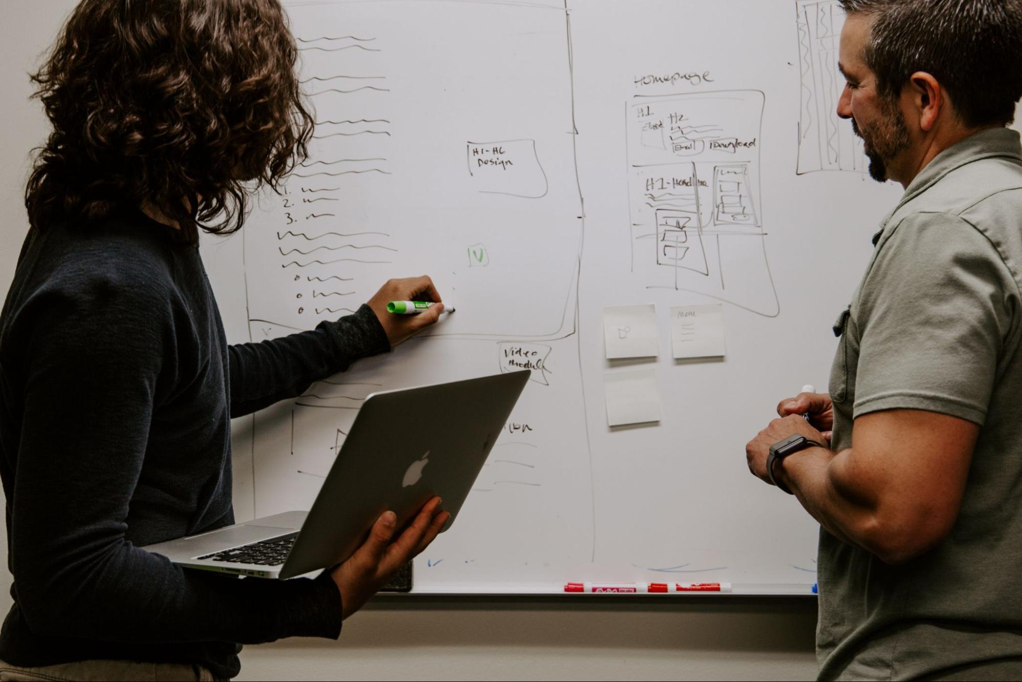 12 Techniques from Digital Marketer Bee That Companies Can Use to Reach More Local Customers